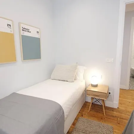 Lovely Zurriola Beach Apartment. Gros. San Sebastian