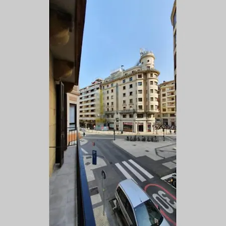Lovely Zurriola Beach Apartment. Gros. Appartement *