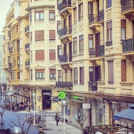 Lovely Zurriola Beach Apartment. Gros. Appartement *