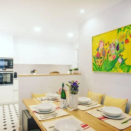 Lovely Zurriola Beach Apartment. Gros.